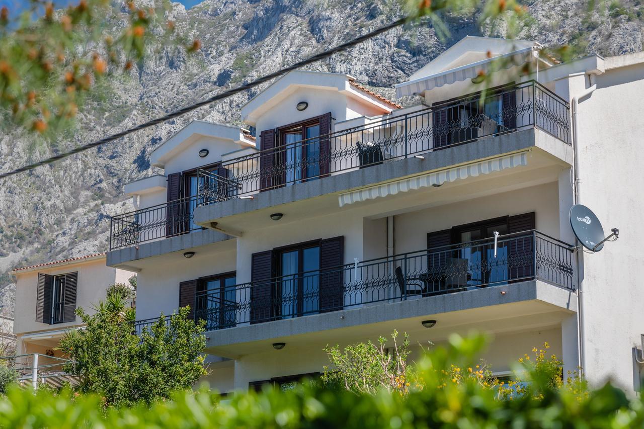 Apartments Miramar Kotor Ngoại thất bức ảnh